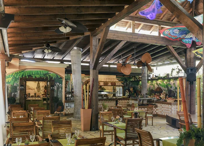 فندق Garden Eco 4*